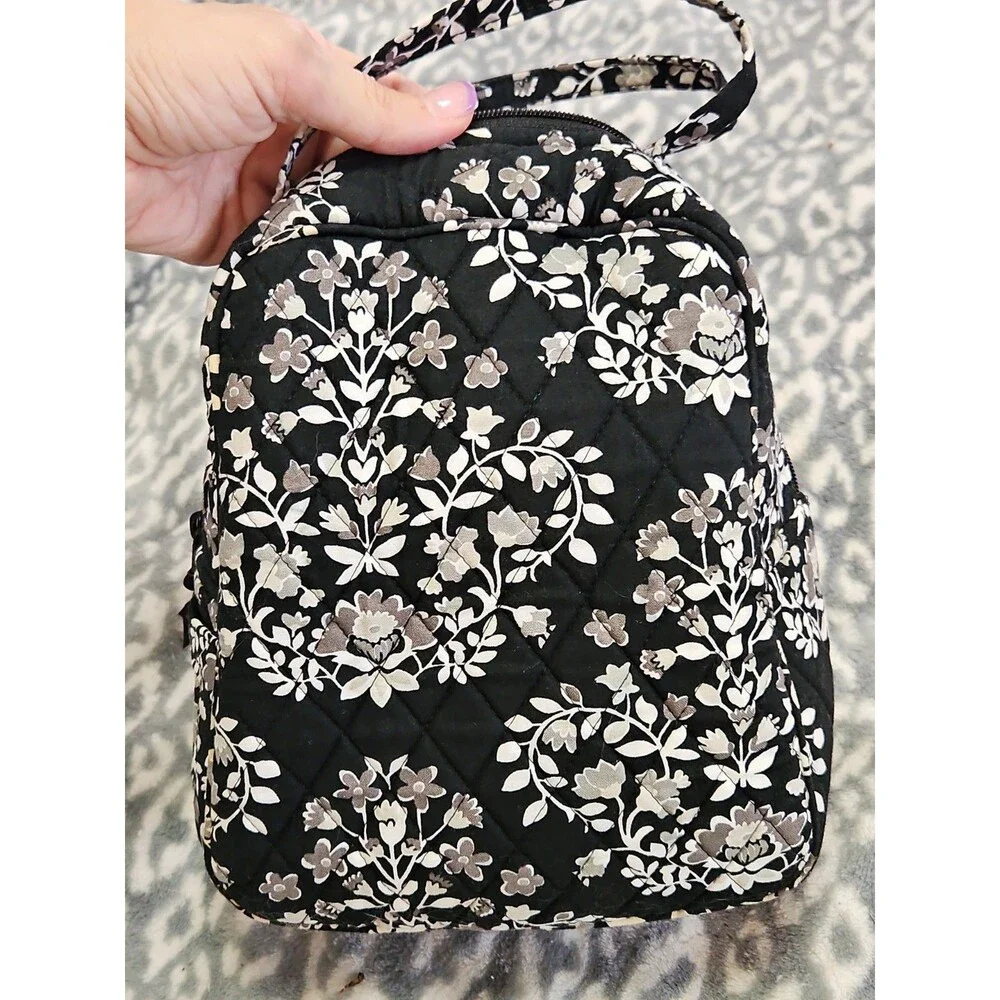 Classic Vera Bradley Quilted Thermal Lunch Bag Black & White Chandelier Noir EUC